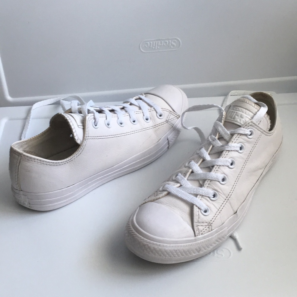 Converse All Star leather chuck Taylor sneakers